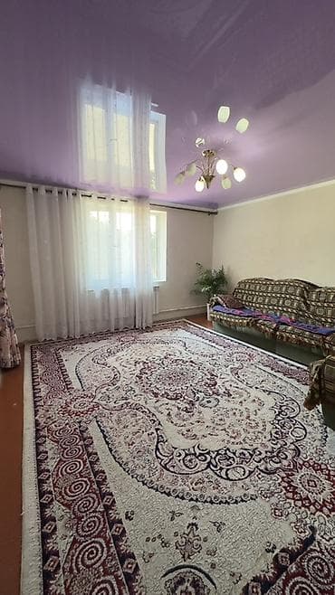 Продажа домов: Дом с участком - Кирпичный дом с двускатной крышей, фасад огражден — 6