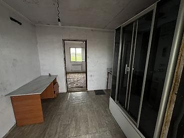 гостевой дом на иссык куле: Сдается однокомнатное помещение В помещении имеются: * Аристон — 1