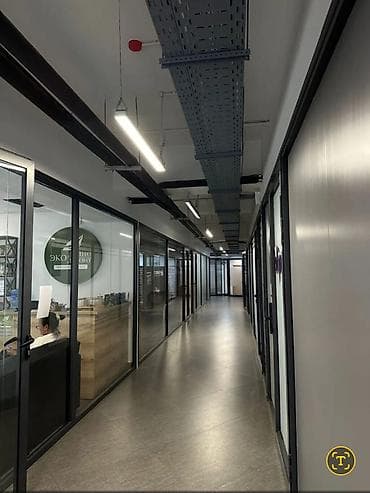 5: Продажа офисов 90 м², С ремонтом, 5 этаж — 1