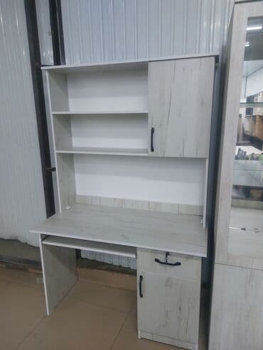 двухъярусная кровать и письменный стол: Письменный стол, Новый — 2