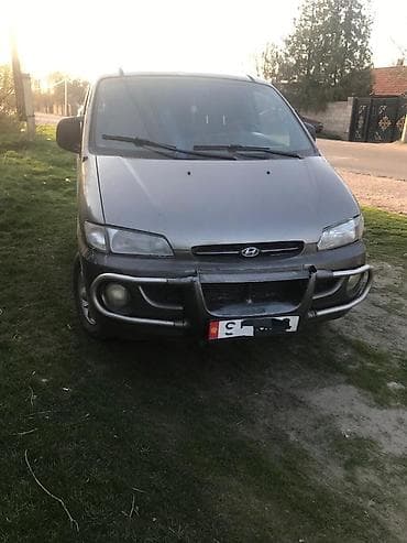длиная: Hyundai H-1: 1999 г., Минивэн — 1