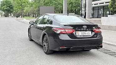 step 2: Toyota Camry: 2019 г., 2.5 л, Автомат, Бензин, Седан — 3
