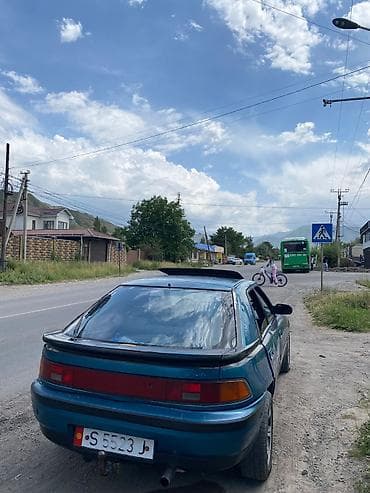 бензин сатылат: Mazda 323: 1994 г., 1.6 л, Кол менен иштөөчү, Бензин, Хетчбек — 2
