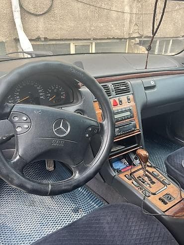 Транспорт: Mercedes-Benz E-Class: 1999 г., Седан — 6