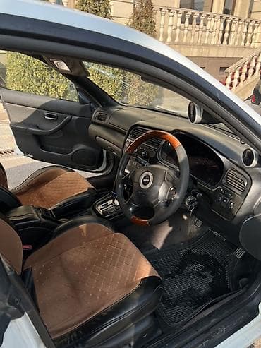 магнитофон на субару: Subaru Legacy: 2000 г., 2 л, Автомат, Бензин, Седан — 4