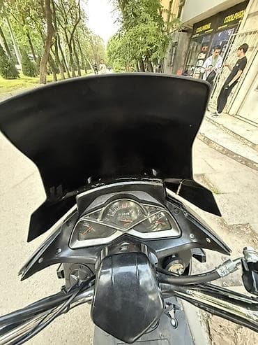 скутер стрекоза: Скутер максискутерного форм‑фактора, черно‑красный. КУБ-165 — 3