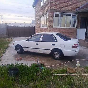 ff akk: Toyota Corolla: 2000 г., 1.3 л, Автомат, Бензин, Седан — 2