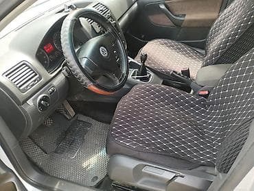 daf 480: Volkswagen Golf V: 2007 г., 1.6 л, Механика, Бензин, Хэтчбэк — 7