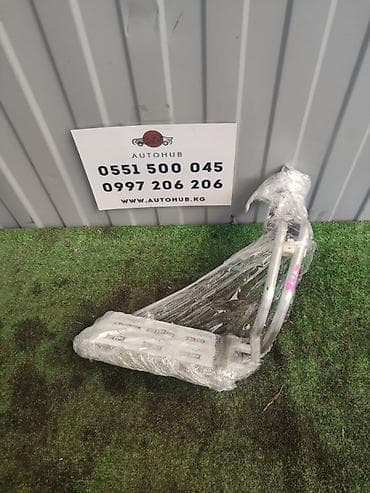 forest: Радиатор печки Subaru Forester SG5, двигатель EJ20, год 2003. - — 1