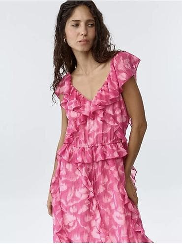 Жеке буюмдар: Платье макси розового цвета с принтом и воланами. Бренд Sela,размер — 2