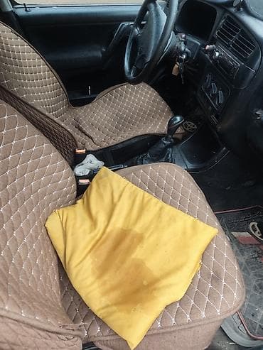 5: Volkswagen Golf: 1993 г., 1.8 л, Ручные, Бензин, Хэтчбэк — 7