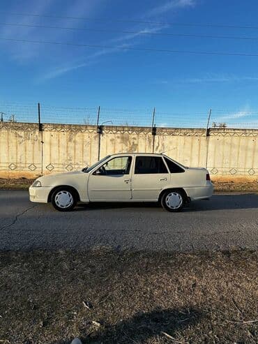 range rover 2008: Daewoo Nexia: 2012 г., 1.5 л, Механика, Бензин, Седан — 4