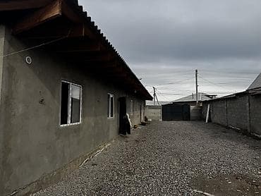 4 bedroom: Продаётся одноэтажный дом с закрытым двором. Основные характеристики — 2