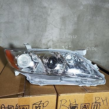 Передняя правая фара Toyota 2009 г., Новый, Аналог
