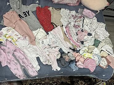 Детские электрокары: Продаю комплект детской одежды, от 0 до 6-7 месяцев — 1