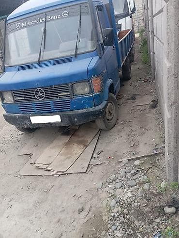 св: Грузовик, Mercedes-Benz, Стандарт, Б/у — 3
