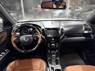 машины джип: Ssangyong Tivoli: 2018 г., 1.6 л, Автомат, Бензин, Кроссовер — 3