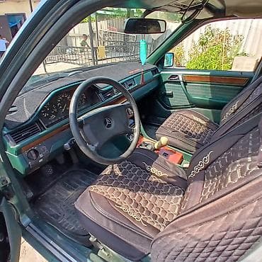 sprinter 4 4: Mercedes-Benz W124: 1990 г., 2.3 л, Механика, Бензин, Седан — 7