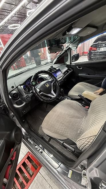 фит 4wd: Honda Fit: 2008 г., 1.5 л, Вариатор, Бензин, Хэтчбэк — 6