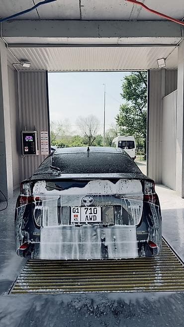 prius: Toyota Prius: 2019 г., 1.8 л, Вариатор, Гибрид, Хэтчбэк — 4