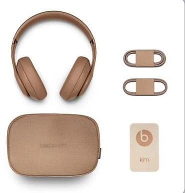 Beats Studio Pro Kim Special Edition (цвет Dune) НОВЫЕ! -