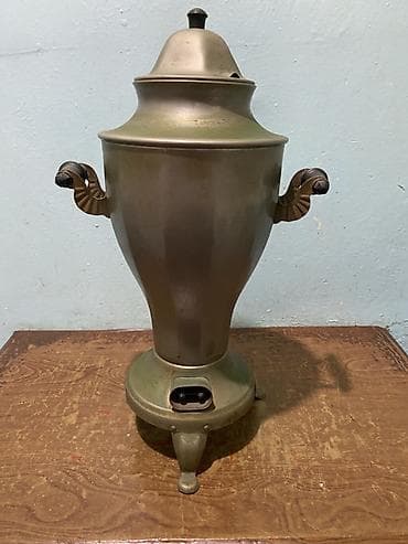 Посуда: Самовар электрический + алюминиевая кастрюля с крышкой + чугунный — 2