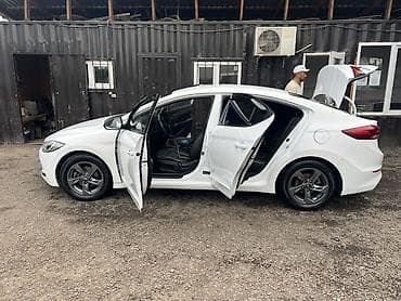 lexsus is: Hyundai Elantra: 2017 г., 1.6 л, Автомат, Бензин, Седан — 2
