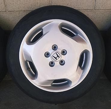70 сом: Дөңгөлөктөр монтажда 215 / 60 / R 17, Жай, Колдонулган, Комплект, Жеңил унаалар, Куйма, тешиктери - 5 — 5