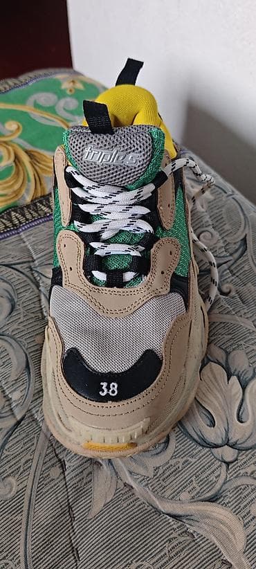 balenciaga triple s: Кроссовки, 38, Balenciaga, Новый, цвет - Бежевый — 2
