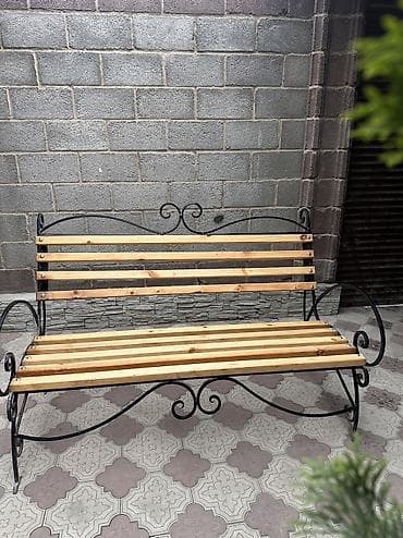 Скамейка Дерево, Со спинкой, Без крыши at lalafo.kg Скамейка Дерево, Со спинкой, Без крыши