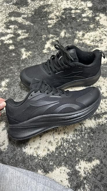 coros pace: Кроссовки 361 Degrees (логотип 361° на язычке), полностью черные — 3