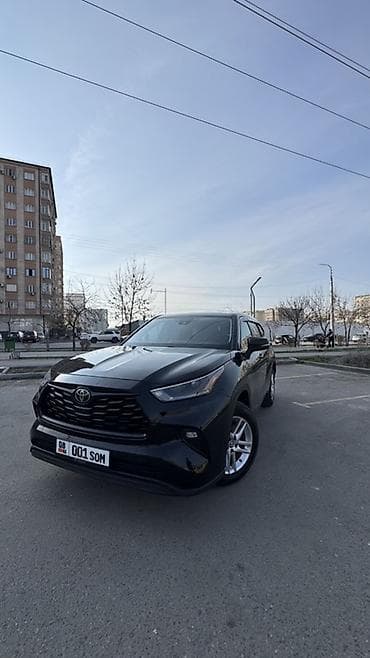 Toyota Highlander: 2021 г., 3.5 л, Бензин, Кроссовер