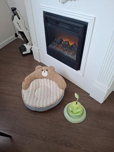 лежанки: Мягкое лежанка-кресло для питомца + интерактивная игрушка - Лежанка в — 2