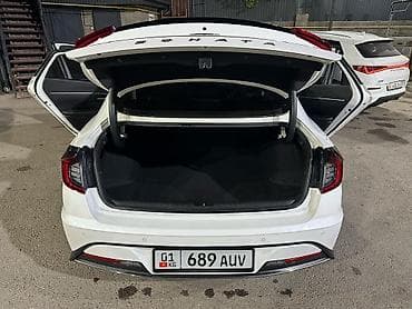 мухобойка ауди: Hyundai Sonata: 2019 г., 2 л, Автомат, Гибрид, Седан — 4