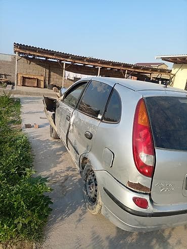 terrano 2: Nissan Almera Tino: 2002 г., 1.8 л, Механика, Бензин, Минивэн — 3