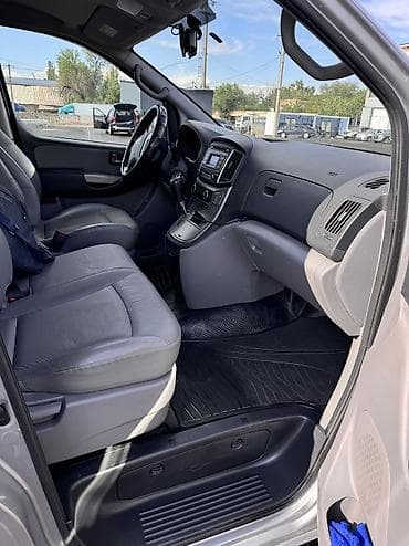 Продажа авто: Hyundai Grand Starex: 2019 г., 2.5 л, Автомат, Дизель, Фургон — 5