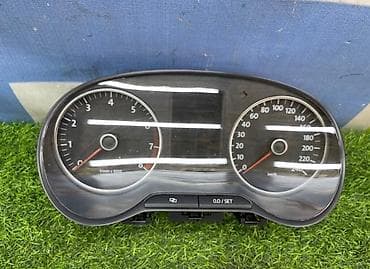 Щиток приборов Volkswagen 2011 г., Б/у, Оригинал, Япония