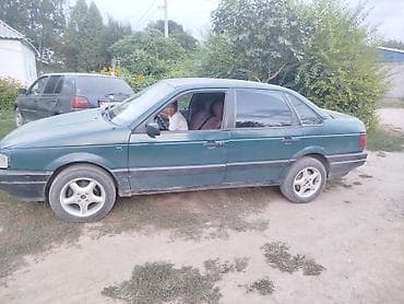 1: Volkswagen Passat: 1990 г., 1.8 л, Механика, Седан — 2