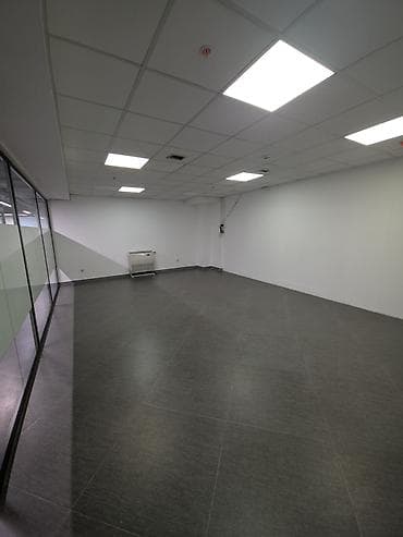 марч центр: Аренда офисов, 42 м², В торговом центре — 2