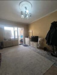 сдаю квартиру 5 микрорайон: 1 комната, 33 м², 105 серия, 1 этаж — 1