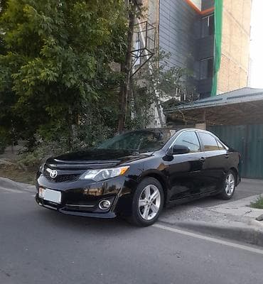 Toyota Camry: 2013 г., 2.5 л, Автомат, Бензин, Седан — 2