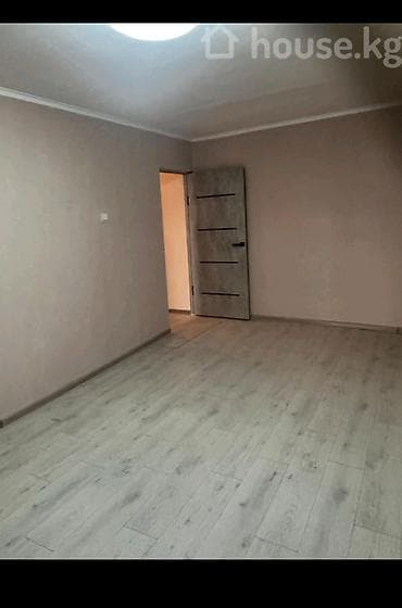 Продажа квартир: 2 комнаты, 43 м², 104 серия, 1 этаж, Старый ремонт — 3