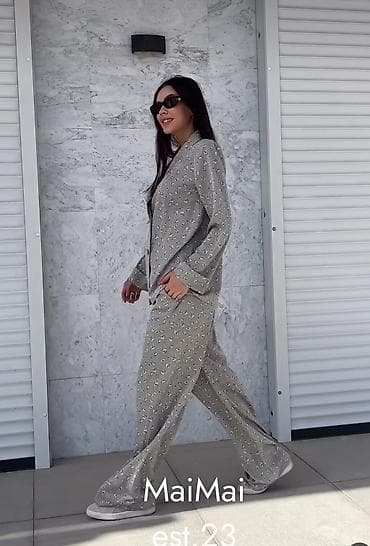 Шикарная шёлковая двойка, размер L, новое! брючки на резинке. на