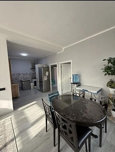 🏡 ПРОДАЁТСЯ ДОМ 📍 Район: Ак-Босого 📐 Площадь: 90 м² 🛏 Комнат: 3 🌿