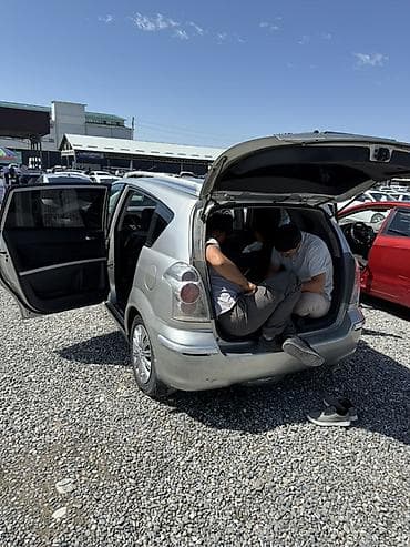 опель вектора с: Toyota Corolla Verso: 2004 г., 1.8 л, Механика, Бензин, Минивэн — 2