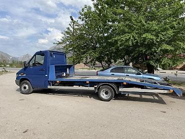 сколько стоит прогулочный катер: Эвакуатор, Mercedes-Benz, 1996 г., Ломаная — 5