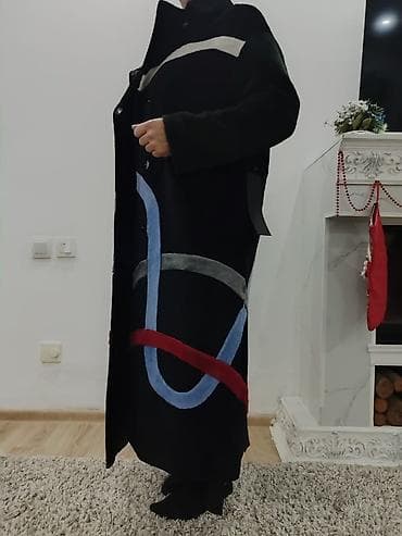 черная удлиненная куртка: Длинное женское пальто с авторским дизайном. - Цвет: чёрный с — 9