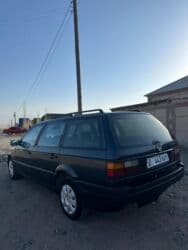 обмен с моей доплатой: Volkswagen Passat: 1990 г., 1.8 л, Механика, Бензин, Универсал — 4
