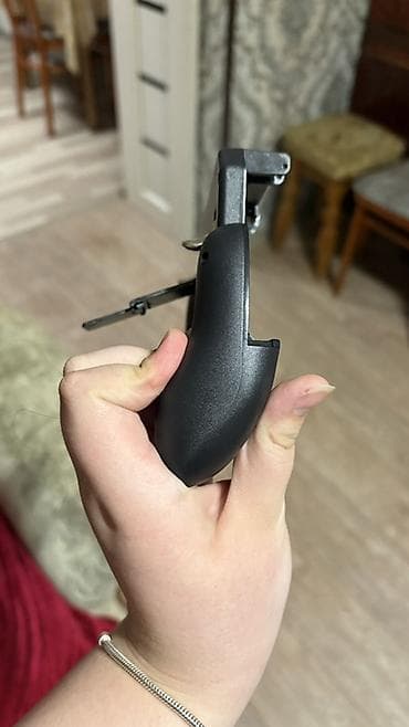 ps3 rebug: Беспроводной геймпад Sony DualShock 4 (CUH‑ZCT2) — цвет Glacier White — 10