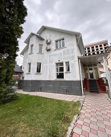 300 м², 7 бөлмө, Жылытылган